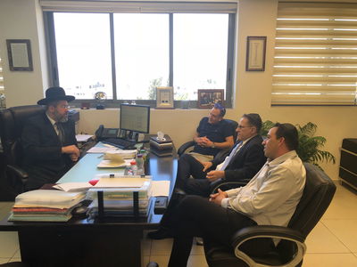 ברוורמן ופרץ בפגישה עם הגר"ד לאו, היום