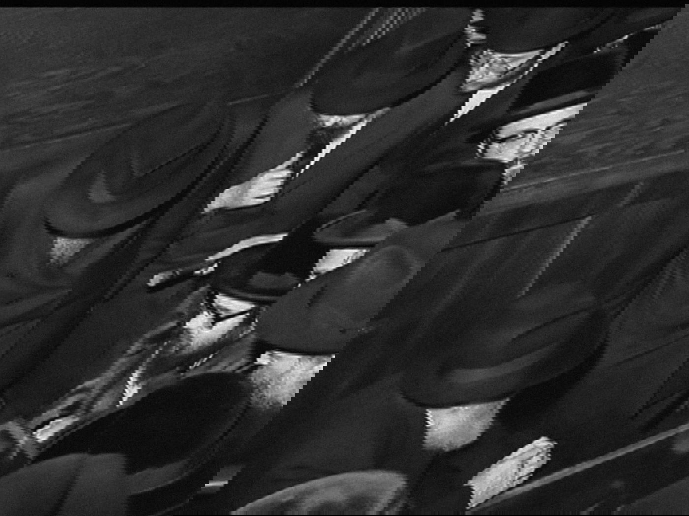 תיעוד חדש: האדמו"ר מבעלזא והרבי מחב"ד