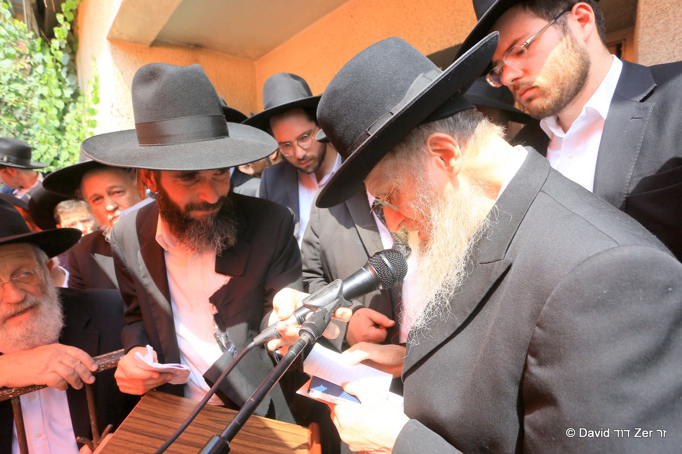 בני ברק נפרדה מהמקובל רבי  שריה דבליצקי זצ"ל