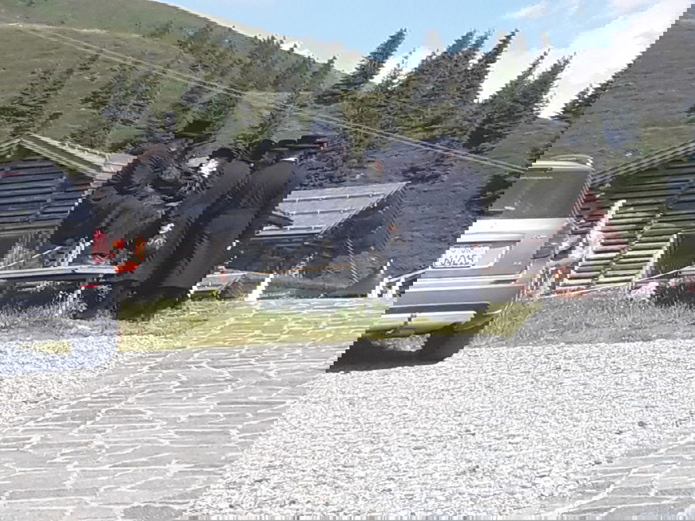 כך נופש האדמו"ר מתולדות אברהם יצחק בעיירה דאבוס בשוויץ • צפו