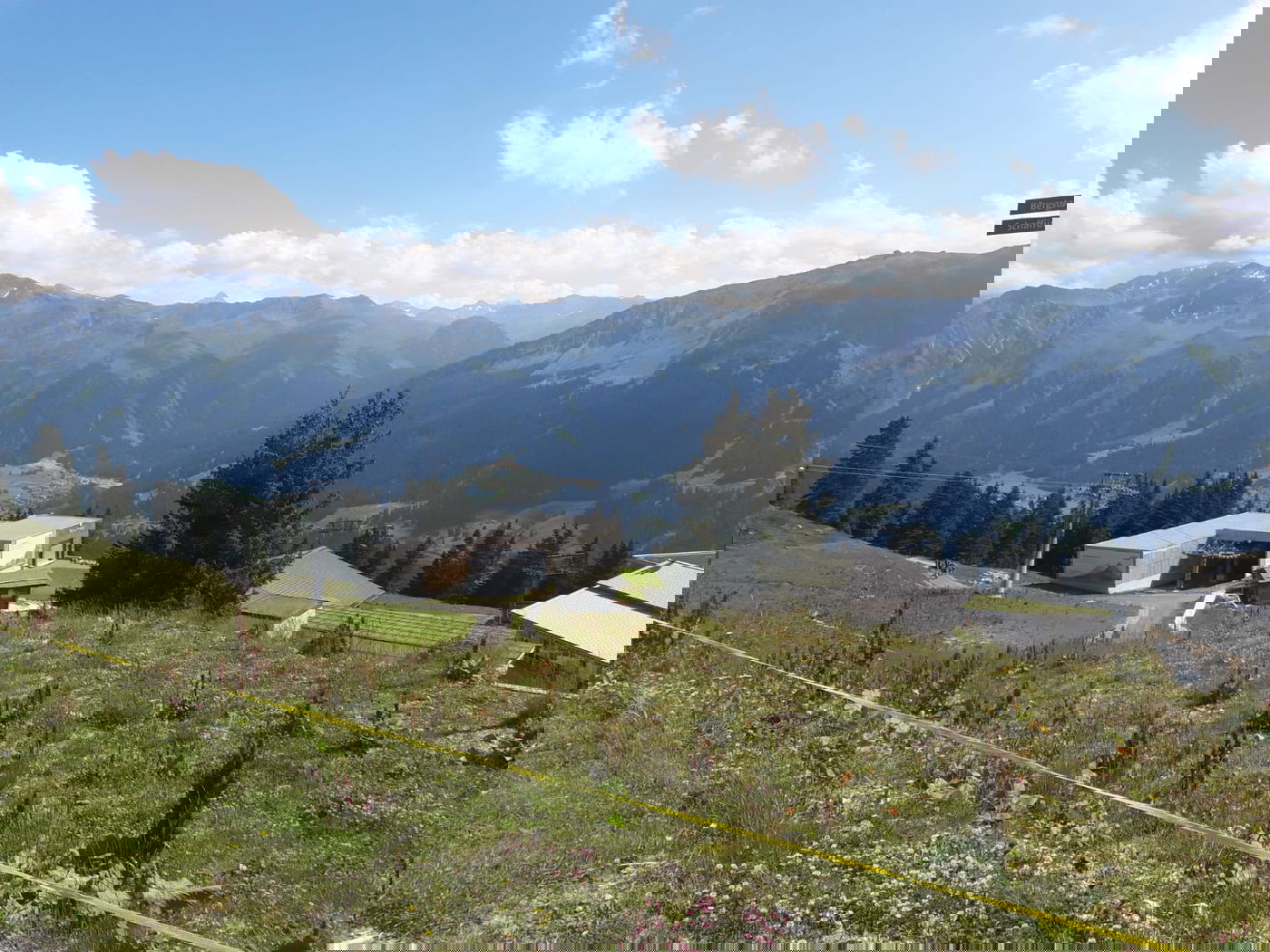 כך נופש האדמו"ר מתולדות אברהם יצחק בעיירה דאבוס בשוויץ • צפו