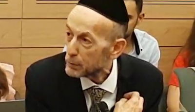 מקלב: "מבחינתנו, השפה העברית - משנית"