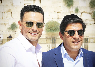 ערב ט' באב: גיא זוארץ ורב הסלבס בכותל