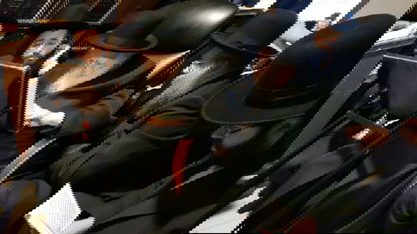 צפו: מרן שר התורה הגר"ח קנייבסקי מקונן  על חורבן הבית