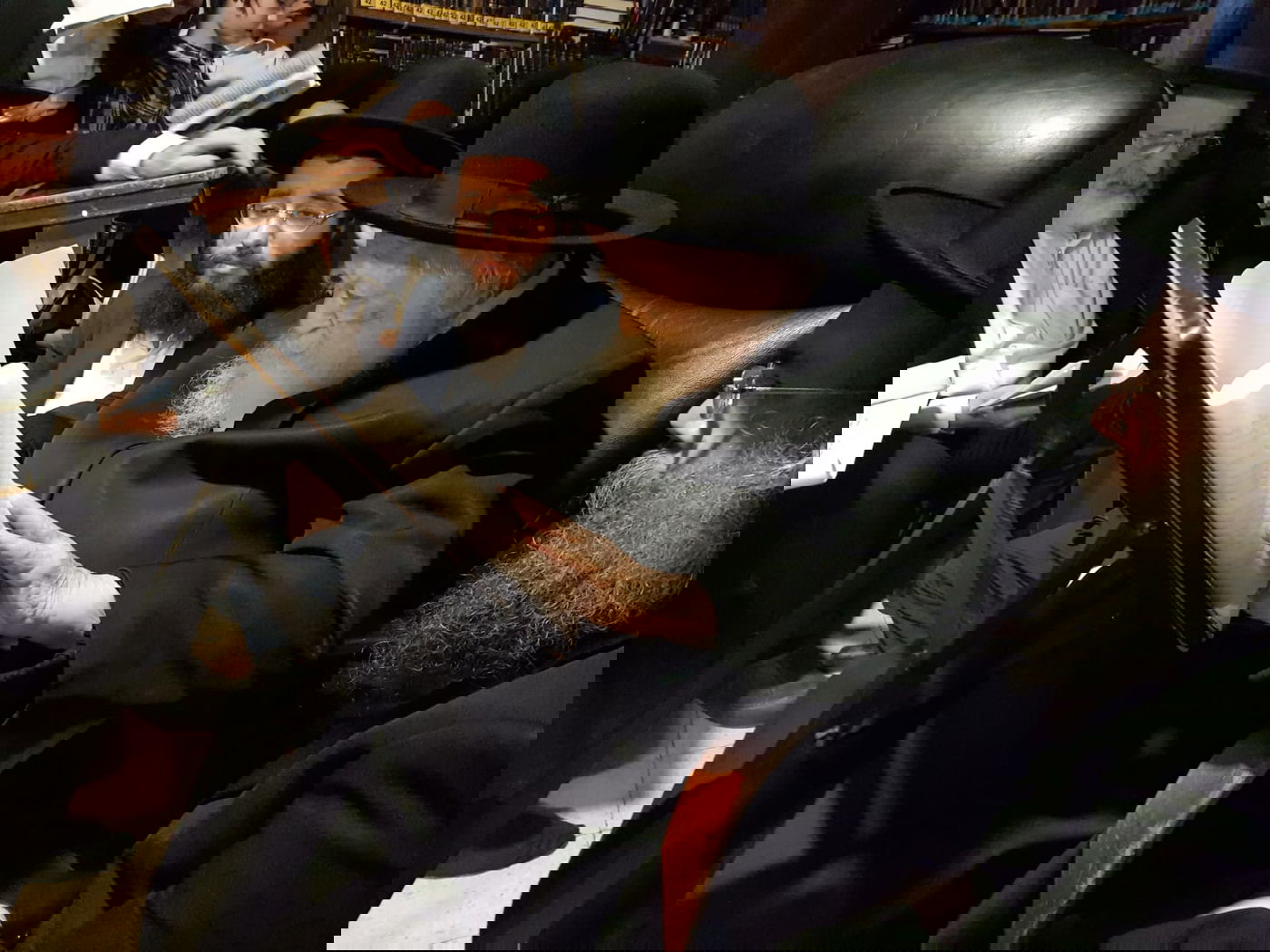 צפו: מרן שר התורה הגר"ח קנייבסקי מקונן  על חורבן הבית