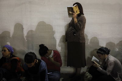 "נשים אוכלות בשר ילדיהן" מאחורי הקלעים של צום ט' באב