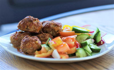 קציצות טונה אפויות ומלאות בריאות