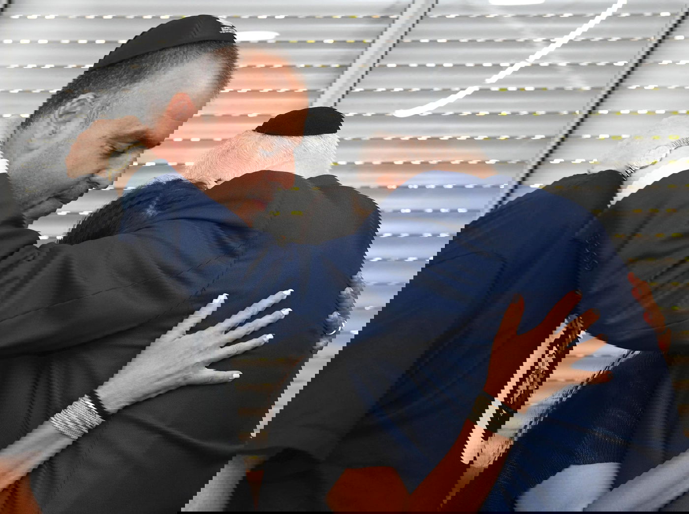 האלמוני שדאג לאוכל למשפחת החייל שנהרג