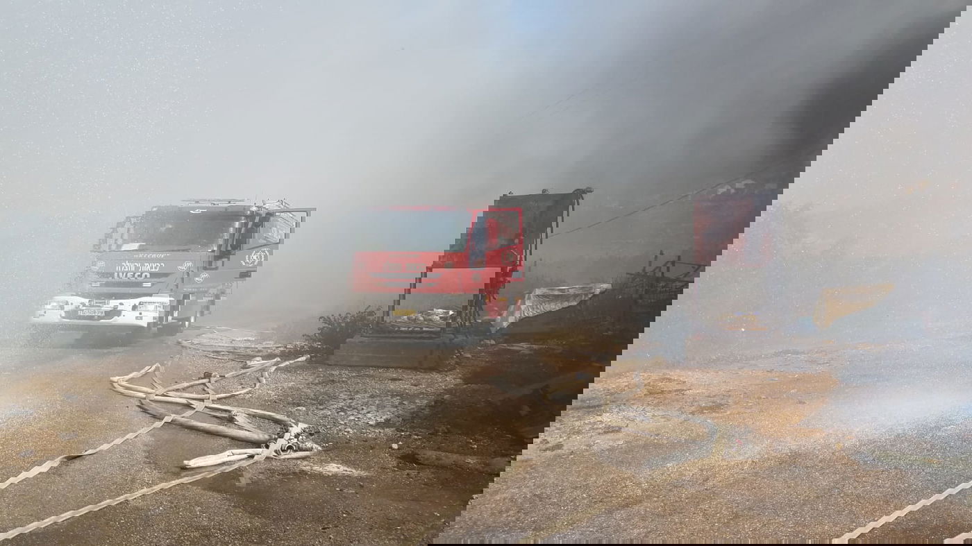 "קרינת חום אדירה": דליקת ענק סמוך לגבעת זאב