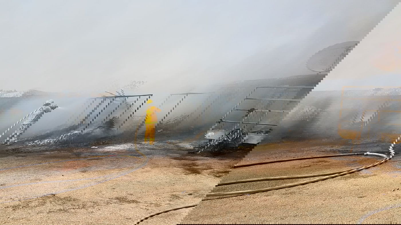 "קרינת חום אדירה": דליקת ענק סמוך לגבעת זאב