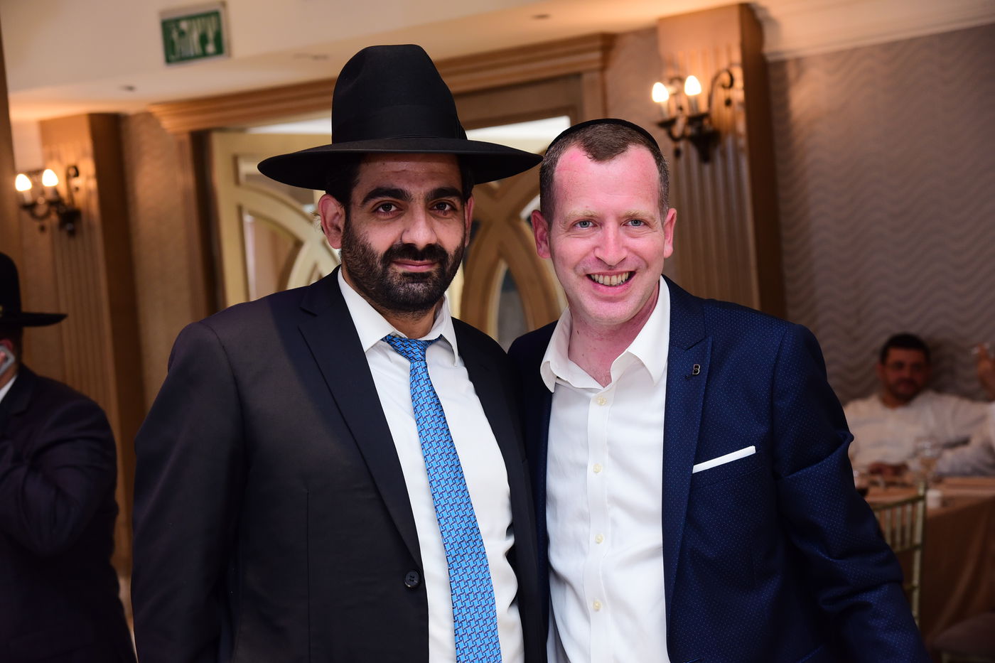 שמחת הברית לבנו של השדרן דוד חכם • צפו