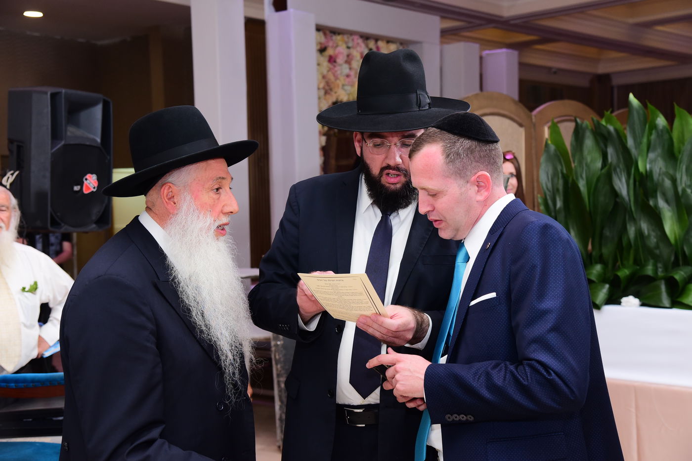 שמחת הברית לבנו של השדרן דוד חכם • צפו