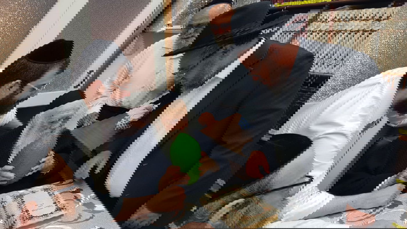 מתנה למרן לקראת ט"ו באב: אתרוג תימני ענק