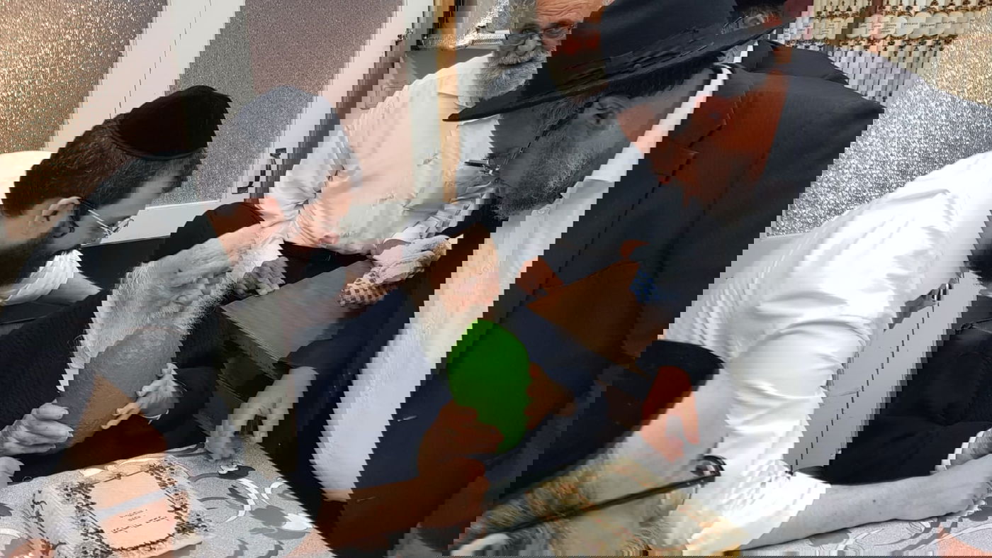 מתנה למרן לקראת ט"ו באב: אתרוג תימני ענק