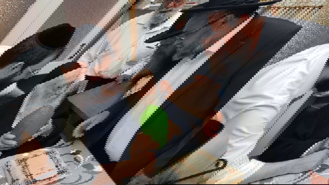 מתנה למרן לקראת ט"ו באב: אתרוג תימני ענק