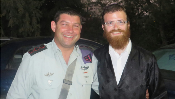 וינטר ימונה למזכיר הצבאי של שר הביטחון