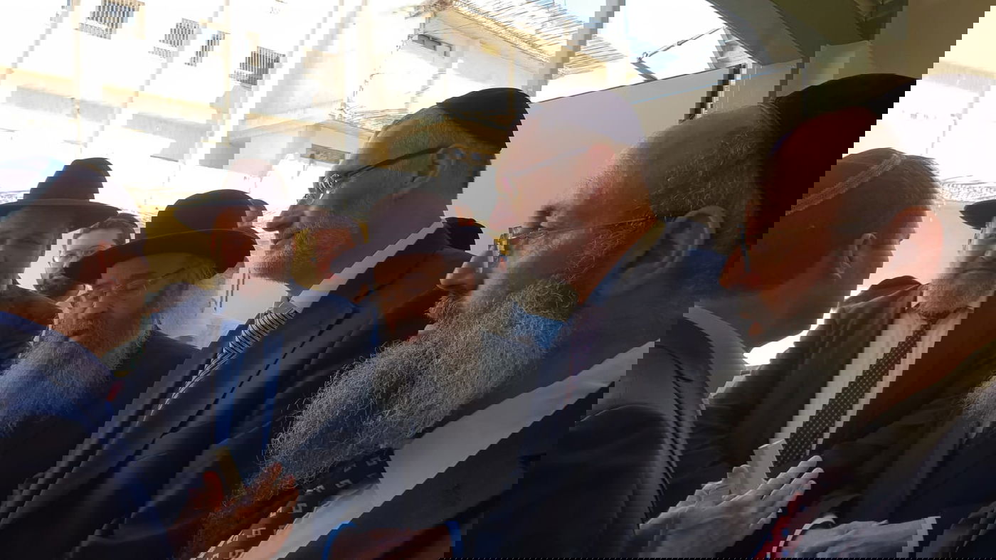 ת"ת "סנהדרין" קיבל מפתחות מניר ברקת