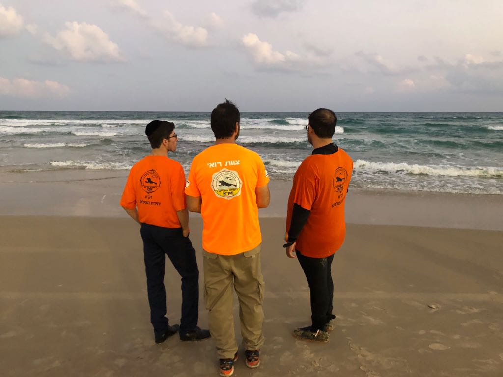 בת ים: צוללנים מחפשים אחר בחורה שלא יצאה מהמים