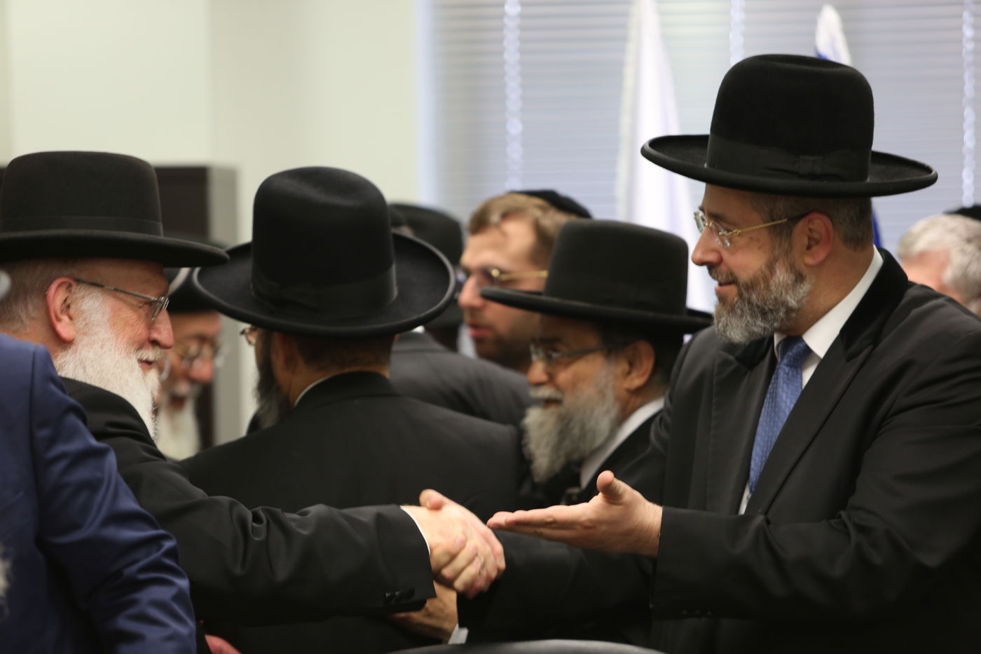 תיעוד מיוחד: הגר"ד לאו נכנס לתפקיד נשיא בית הדין