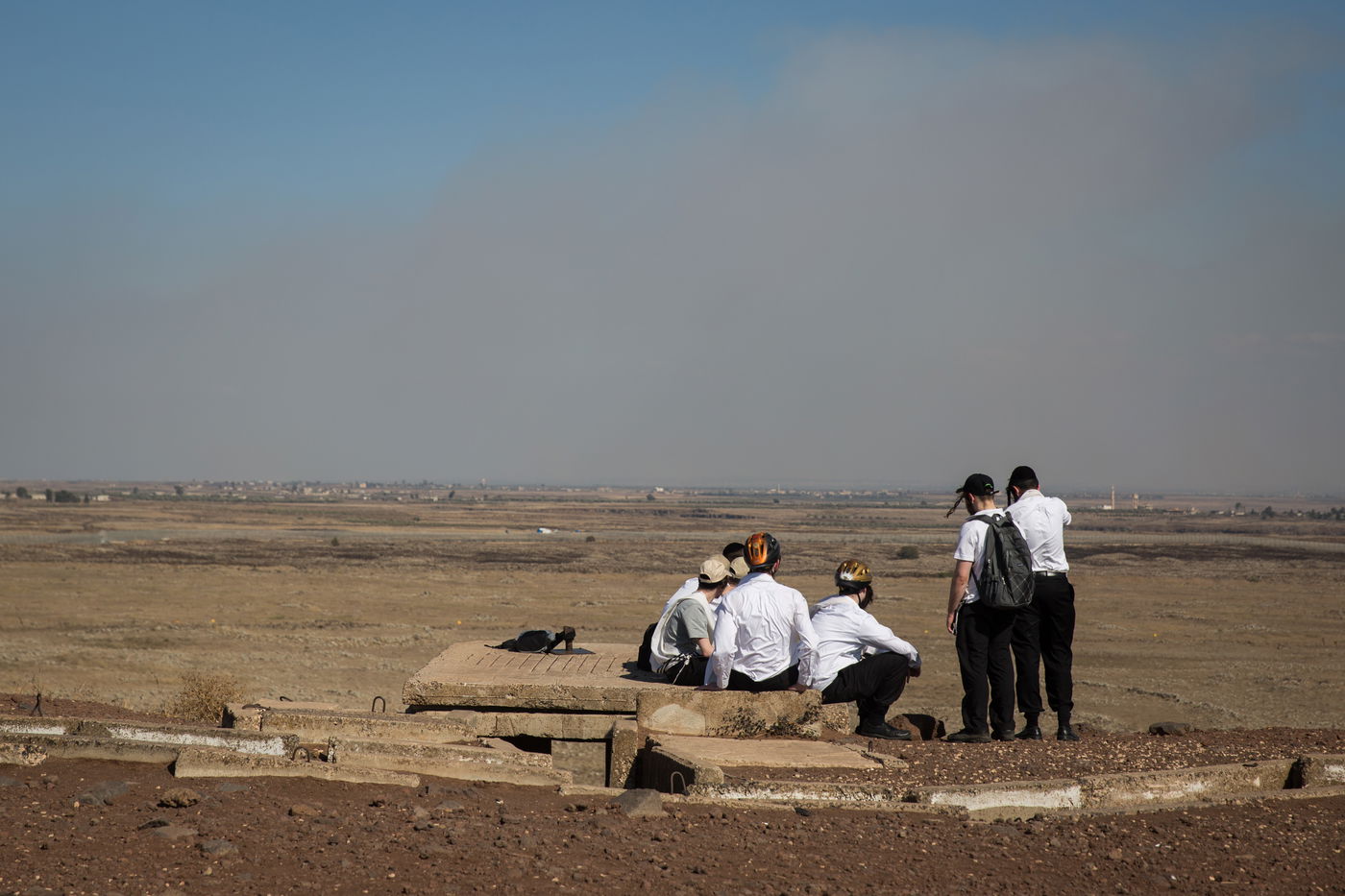 מנצלים את 'בין הזמנים' לצפות בקרבות אסד