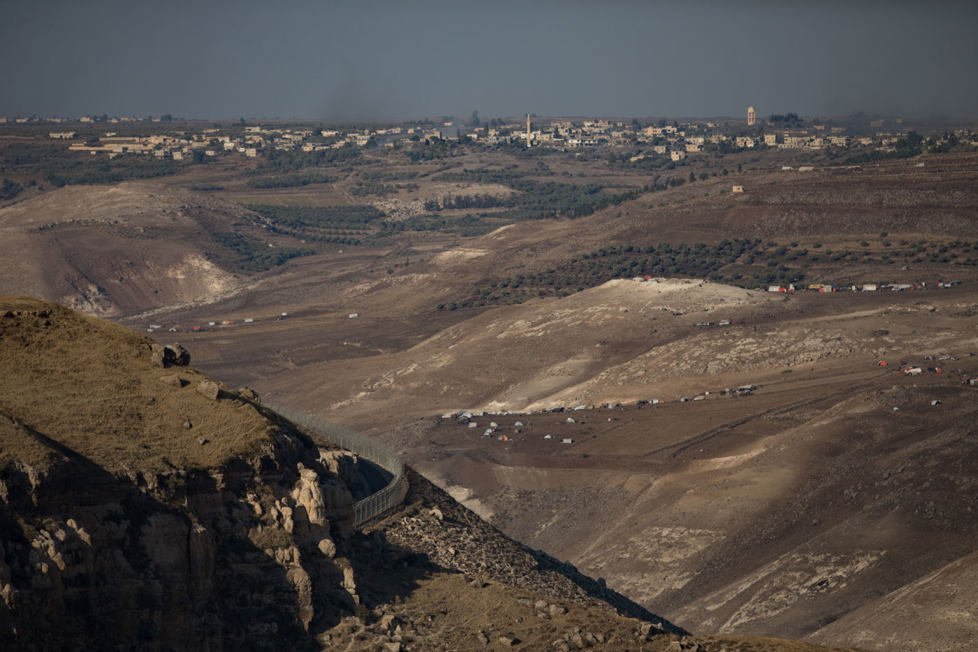 מנצלים את 'בין הזמנים' לצפות בקרבות אסד