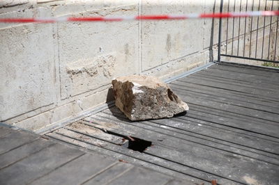 האבן שנפלה בכותל, בשבוע שעבר