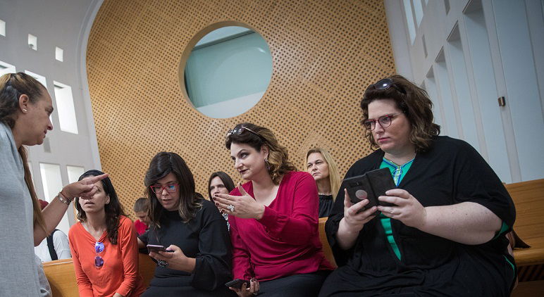 העותרות בבית המשפט, היום