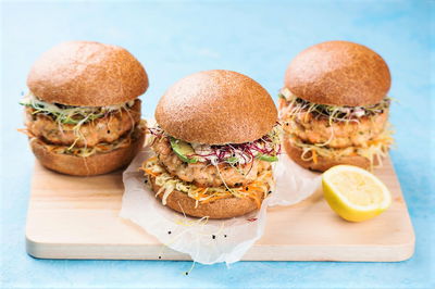 תתארגנו על צ'יפס ובירה לבנה