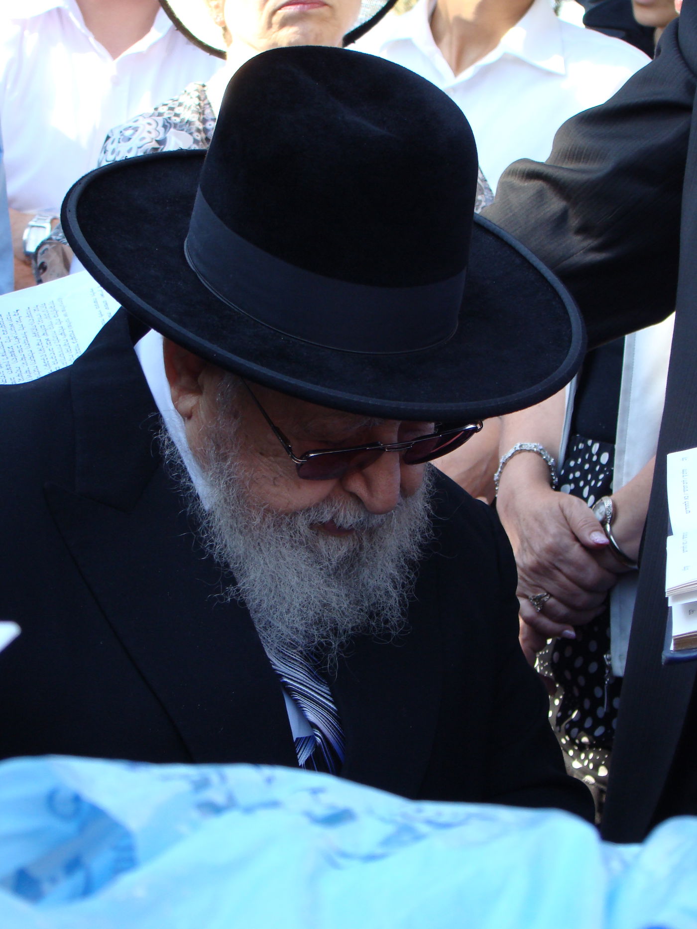 24 שנים לפטירתה: כשמרן זצ"ל עלה לקבר הרבנית