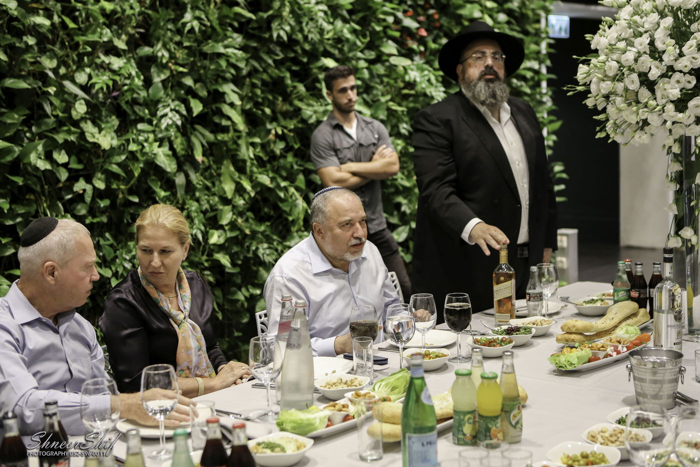 שבע ברכות לבן יוסי אליטוב בהשתתפות רבנים ושרים