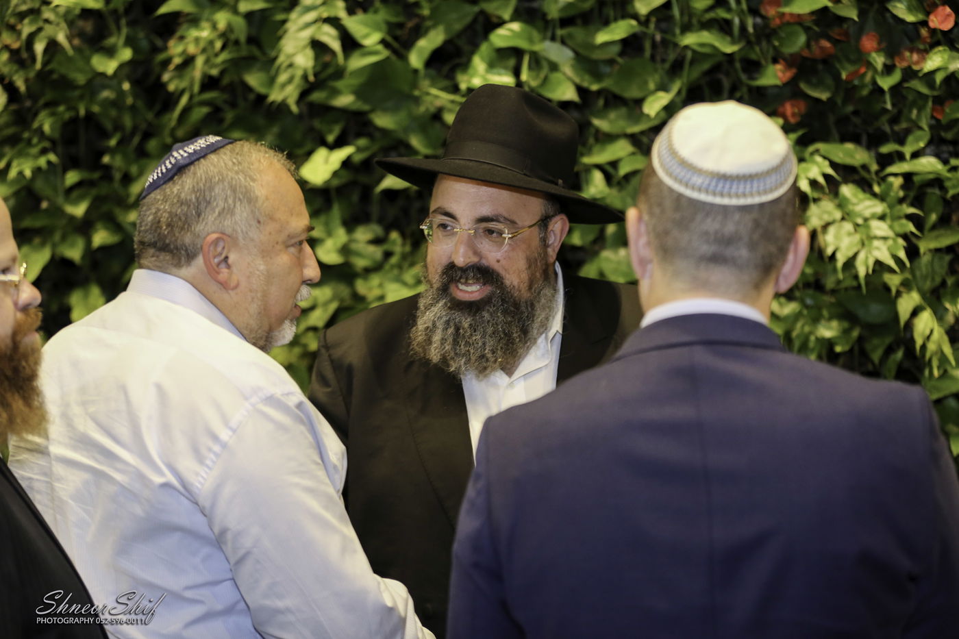 שבע ברכות לבן יוסי אליטוב בהשתתפות רבנים ושרים