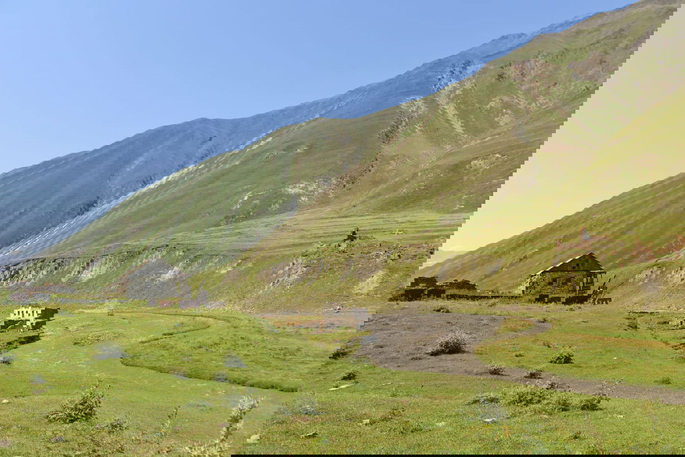טיול בגיאורגיה דרך עדשת המצלמה • צפו