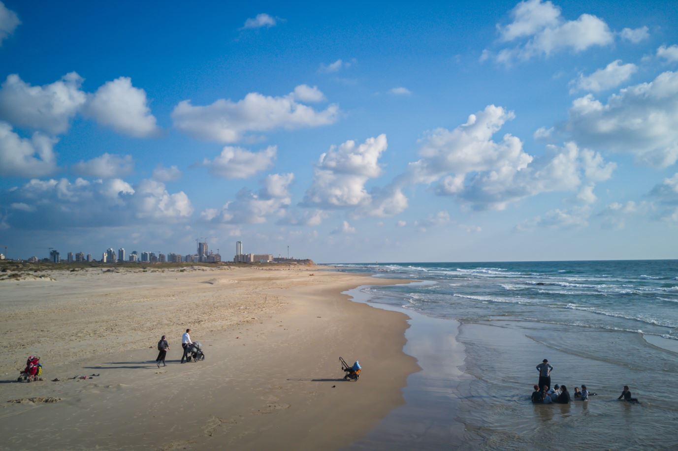 בין הזמנים בפארק נחל חדרה • גלריה