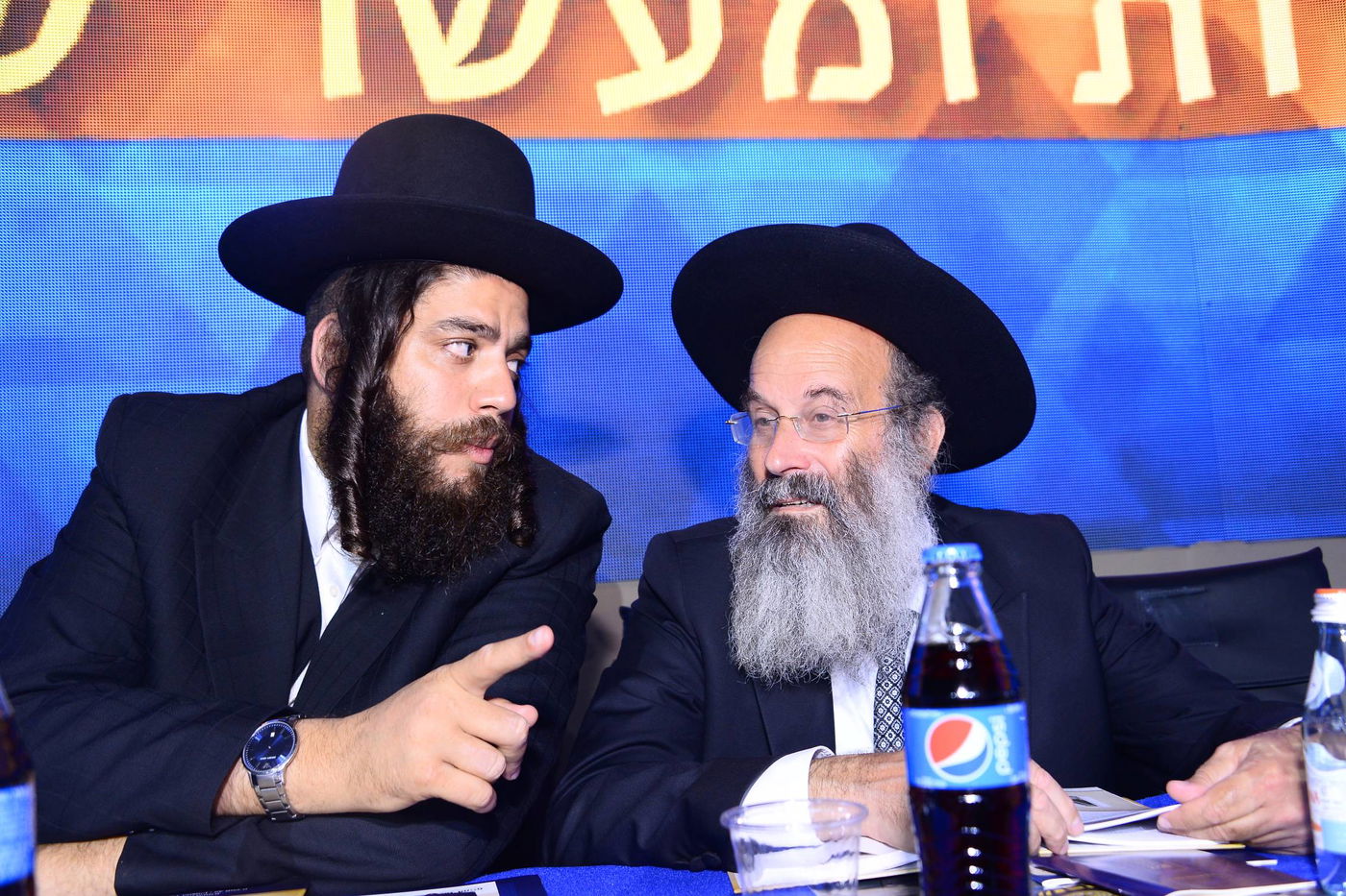 בהיכל מנורה: 12 אלף ילדים התכנסו עם מרן הגר"ח קנייבסקי • צפו