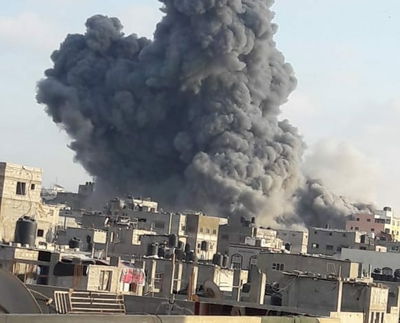 פיצוץ אדיר: הפגזת המבנה בעזה - וקריסתו