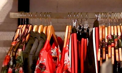 להתלבש נכון בקיץ. רנואר.