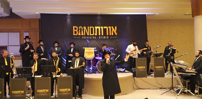 זאנוויל, 'מלכות' ו'אורות' פותחים את אלול עם התפילה המרטיטה