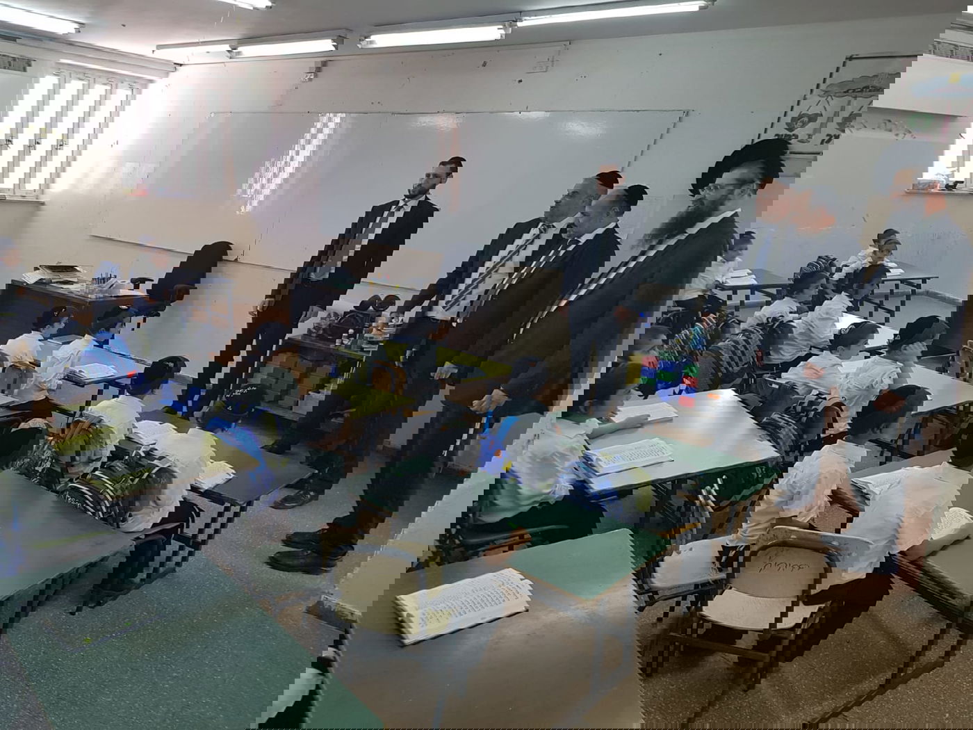 כך ח"כ יעקב  מרגי פתח את שנת הלימודים החרדית