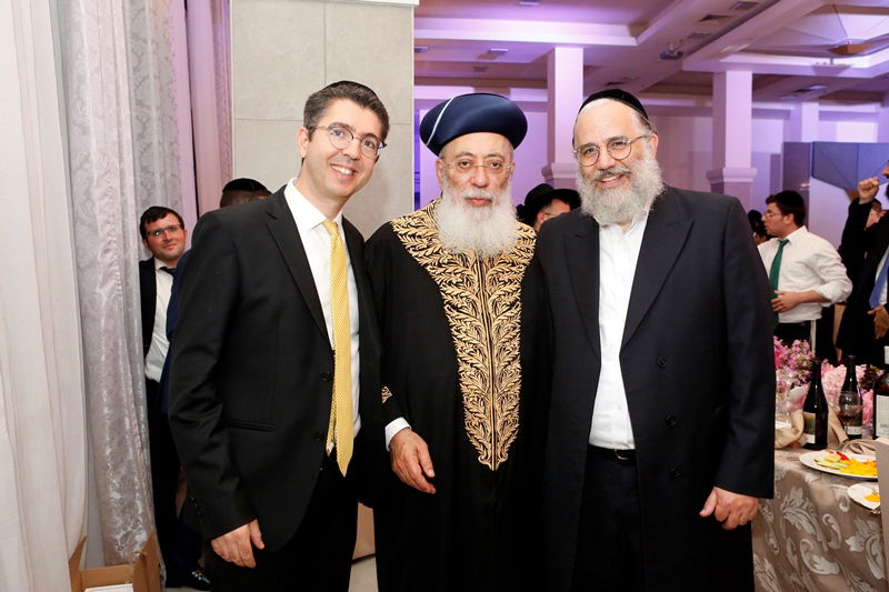 חתונת נכדת הראשל"צ הגר"ש עמאר • צפו