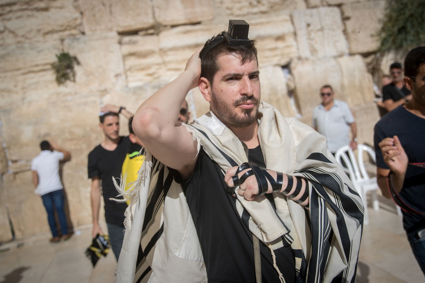 רכש את בית"ר ירושלים והגיע להתפלל בכותל