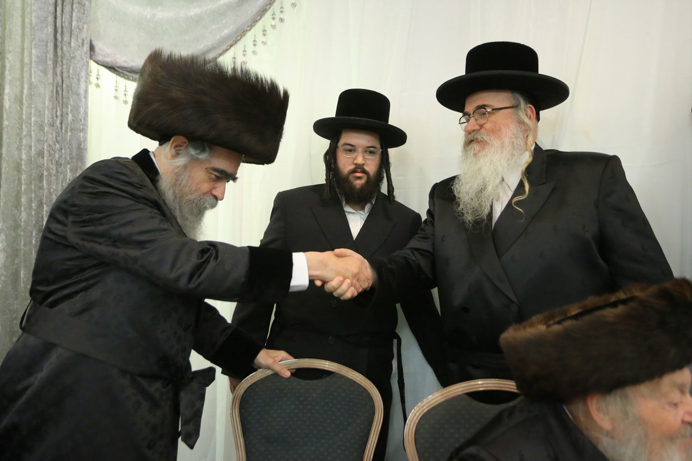 שמחת בר המצווה לנכד גאב"ד ביקאווסק • גלריה