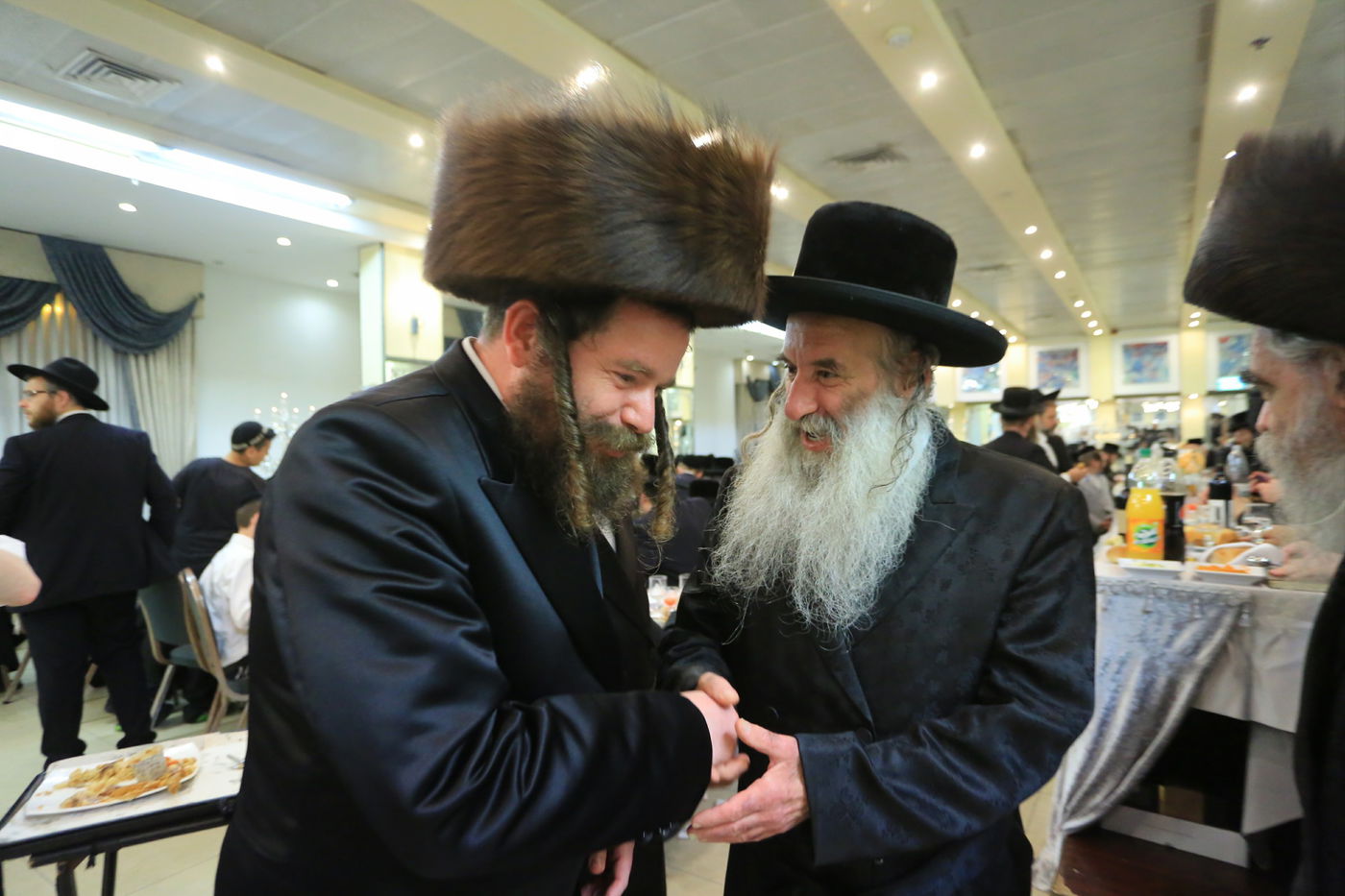 שמחת בר המצווה לנכד גאב"ד ביקאווסק • גלריה