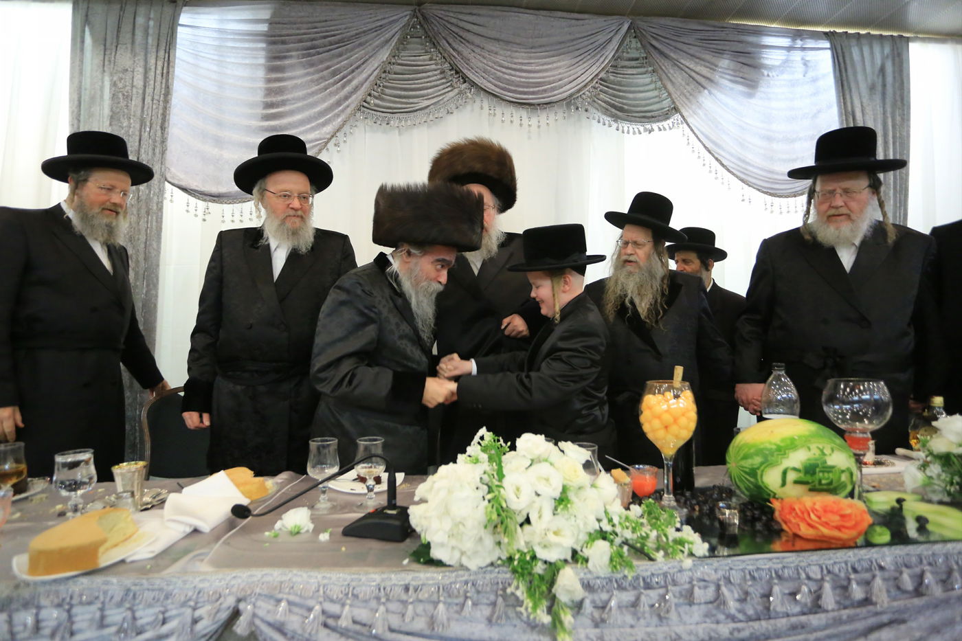 שמחת בר המצווה לנכד גאב"ד ביקאווסק • גלריה