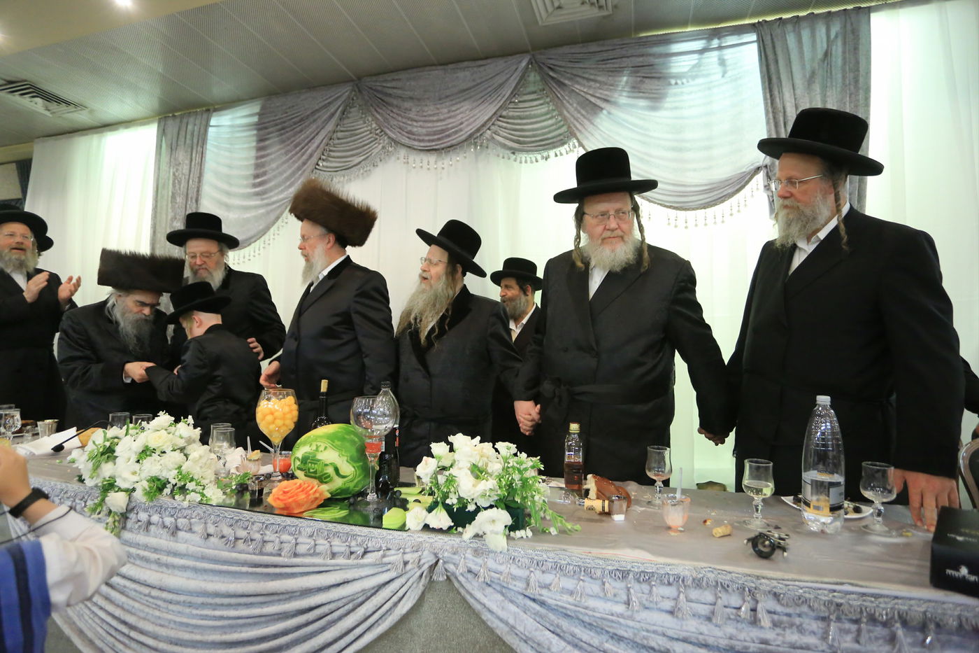 שמחת בר המצווה לנכד גאב"ד ביקאווסק • גלריה