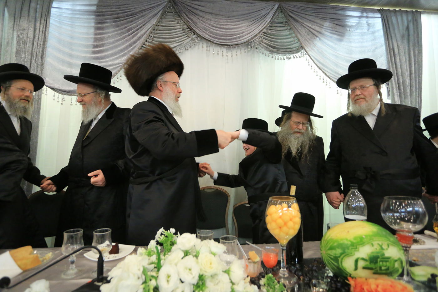 שמחת בר המצווה לנכד גאב"ד ביקאווסק • גלריה