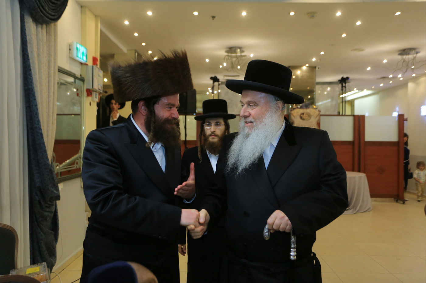 שמחת בר המצווה לנכד גאב"ד ביקאווסק • גלריה