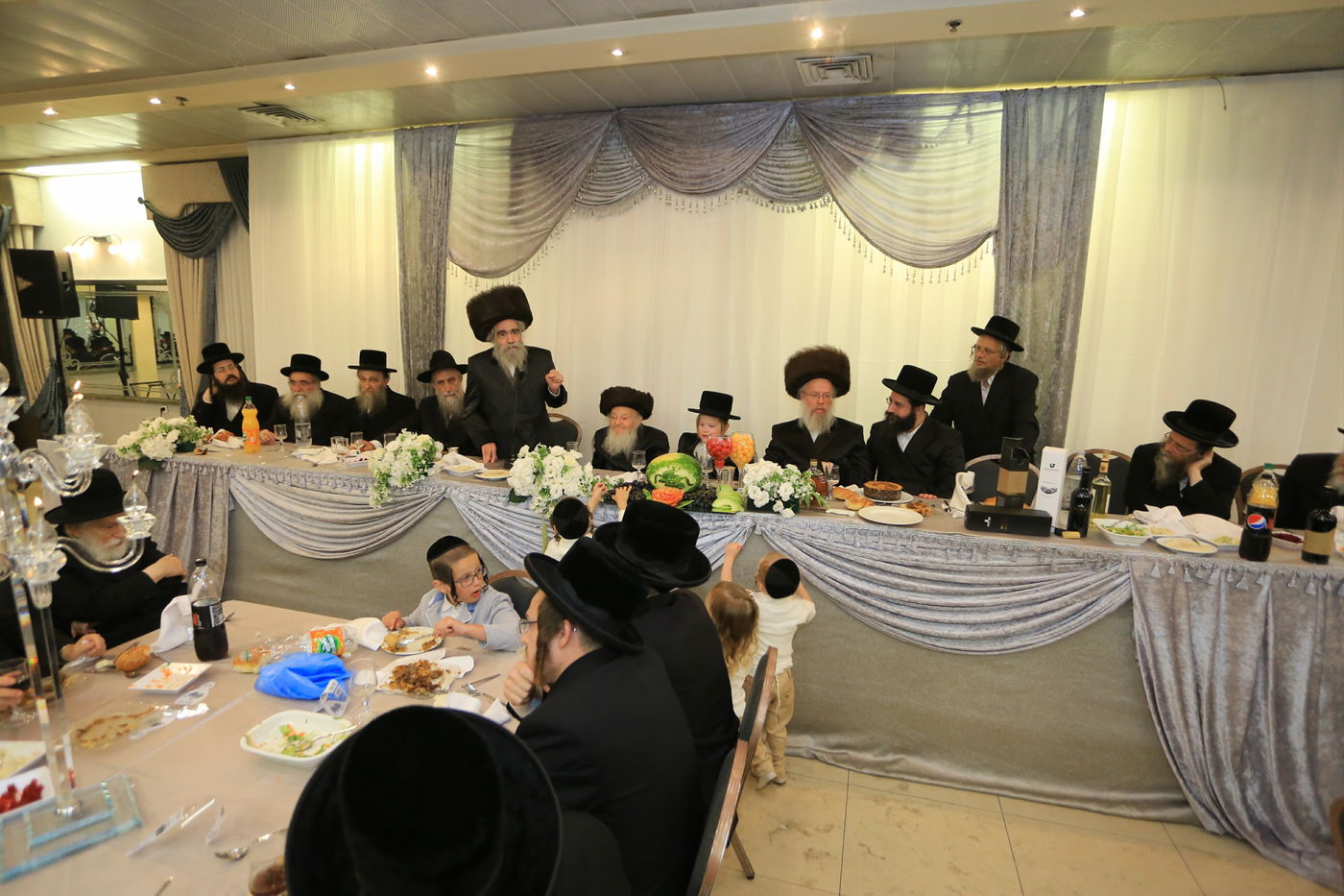 שמחת בר המצווה לנכד גאב"ד ביקאווסק • גלריה