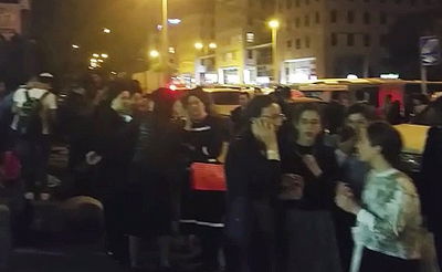 מהומה מחוץ לאולם שמחות בגבעת שאול. אילוסטרציה