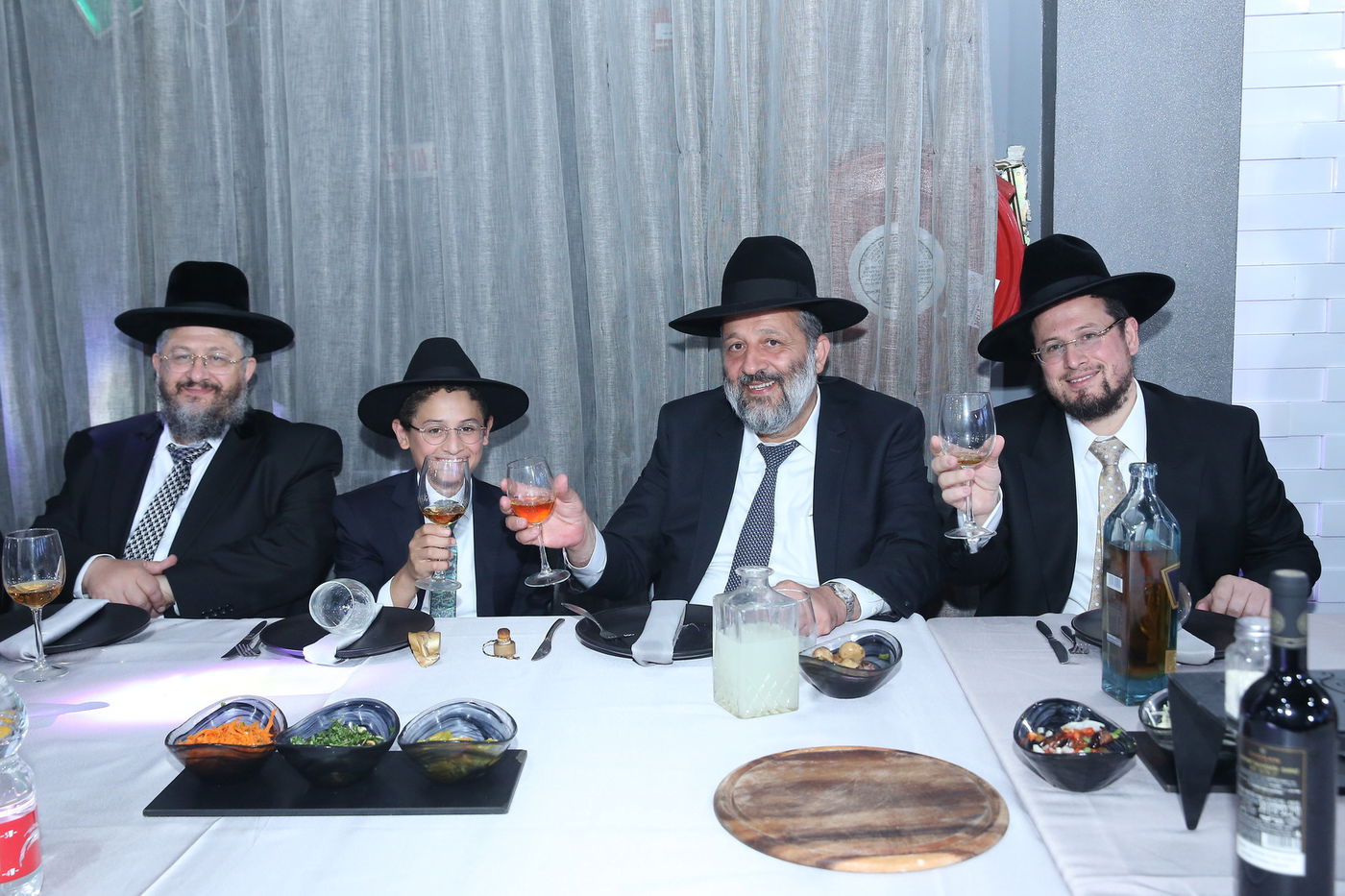 תיעוד: רבה של באר שבע חגג בר מצווה לנכד