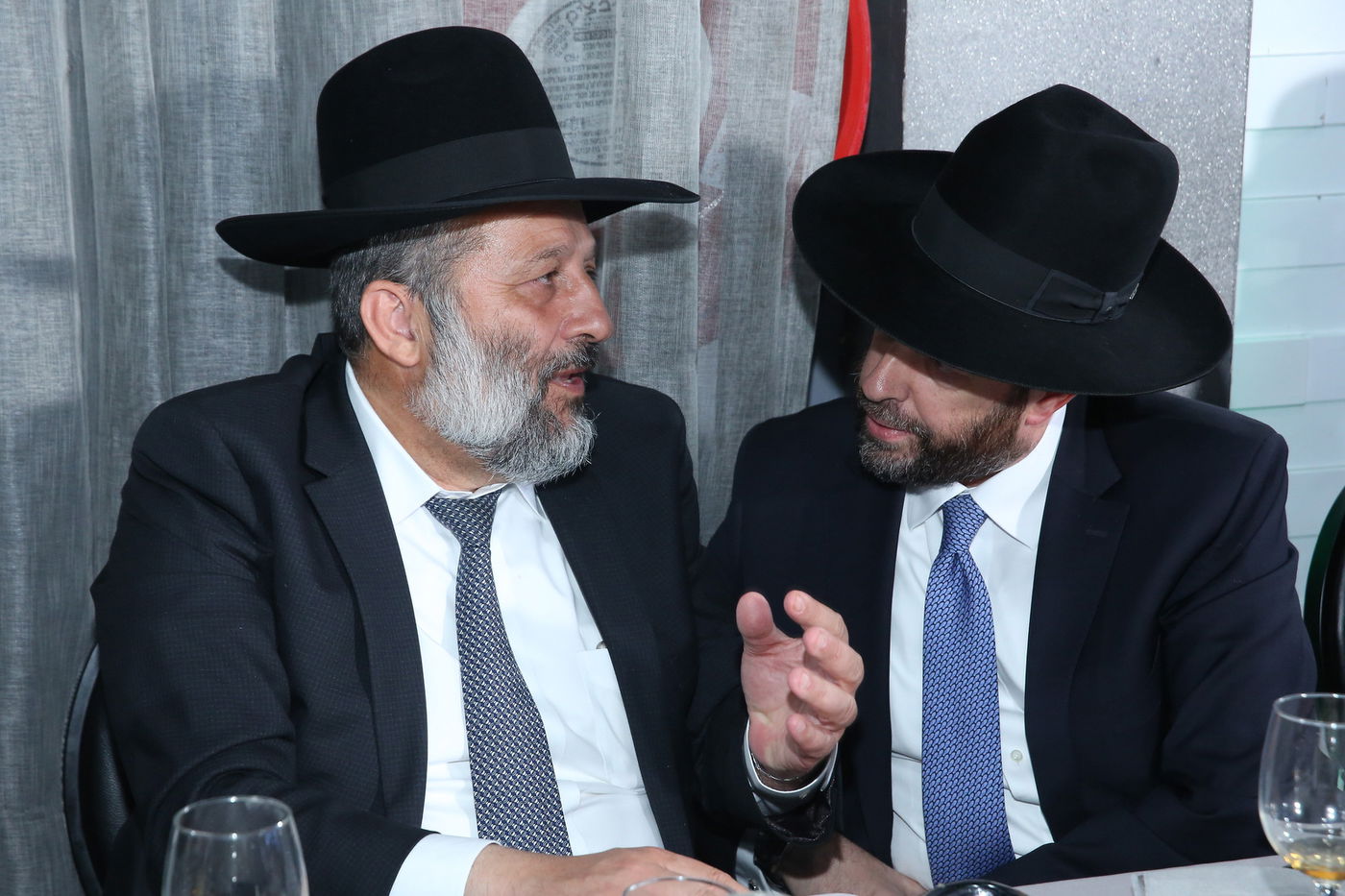 תיעוד: רבה של באר שבע חגג בר מצווה לנכד